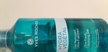 Yves Rocher Hydra Vegetal Yuz Yikama Jeli Sozde Temizlemek Icin Sivilce Yapiyor Sikayetvar