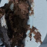 Bim Osmanoğlu Çikolatalı Pasta Kötüydü