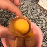 Hakmar Bozuk Yumurta Satıyor