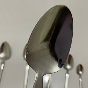 Karaca Züccaciye Çkb Takımı Hatalı Kaşık Ağzı Kesimi