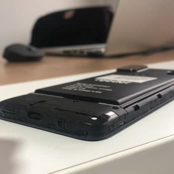 Reeder Ayıplı Ürün Batarya Şişmiş