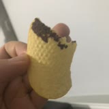 Pringles Üzerine Yapışmış Olan Çikolata Türevi Madde