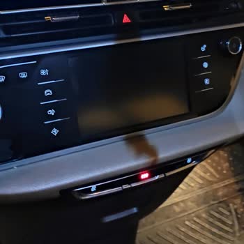 Citroen Multimedya Ekran Kapandı