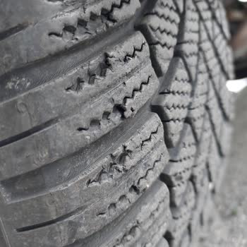 Defective Tyres From Bridgestone