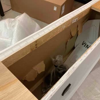IKEA Sent A Defective Item And Did Not Replace It