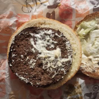 Burger King Hamburger Köftesi Üzerindeki Garip Şeyler