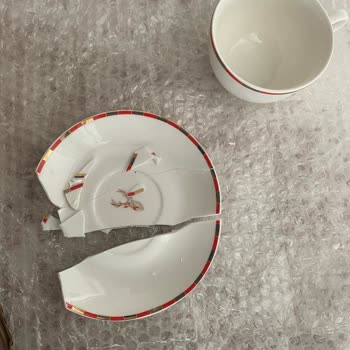 Karaca Züccaciye Airfrey Yanlış Ürün Gönderimi