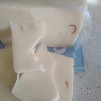 Calmio Kaşar Peynir İçinde Yabancı Cisim