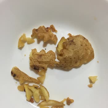 Popeyes Güneşli Şube Kabuklu Patates, Bayat Ekmek!