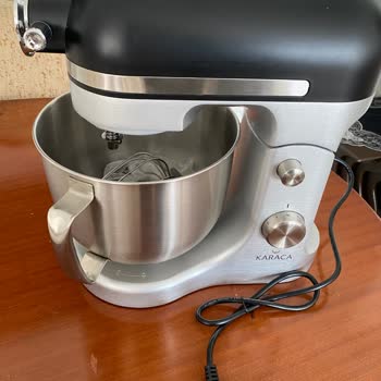 Karaca Züccaciye Şubesinin İlgisiz Ekibi