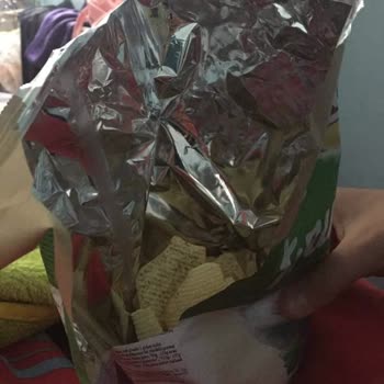 Underweight Lay's Potato Chips