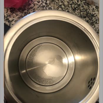 Tefal Bj561d Magic Tea Xl Çay Makinesi Tabanında Oluşan Lekeler