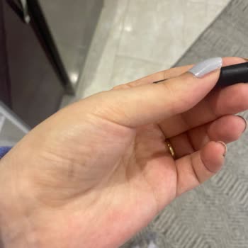 Sephora Huda Beauty Kurumuş Eyeliner