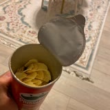 İçi Paramparça Olmuş Pringles