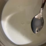 Torku Süt İçinden Siyah Parçalar