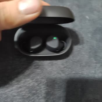 Jabra Elite 7 Active Sol Kulaklık Çalışmıyor Işığıda Yanmıyor.