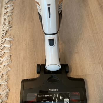 Miele Dikey Triflex HX2 Beyaz Süpürge Fırça Başlığı Çalışmıyor
