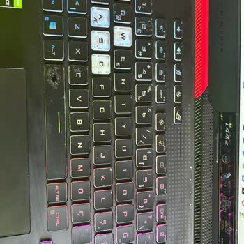 Asus Notebook Klavye Soyulması