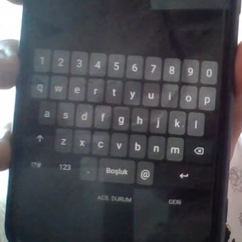 Xiaomi Klavye Yüzünden Telefonum Kilitlendi