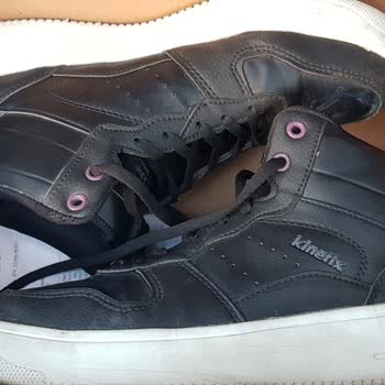 Flo Ayakkabı  Müşteri Memnuniyetinden Kesinlikle Anlamıyor