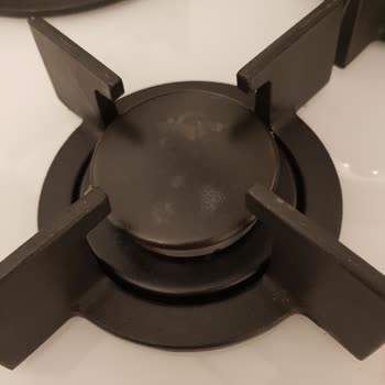 Beko Ankastre Ocağımın Başlıklarındaki Lekeler ve Bulaşık Makine Bozulması