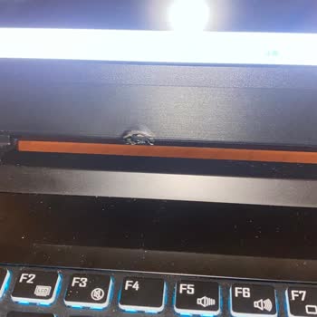 Monster Notebook Program Kullanırken Bilgisayarımda Yanık Oluştu