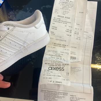 Adidas Bebek Ayakkabısı Dikişlerinin Açılması