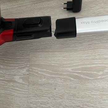 Philips Ev Aletleri  SpeedPro Max Şarjlı Süpürgenin Kırılması