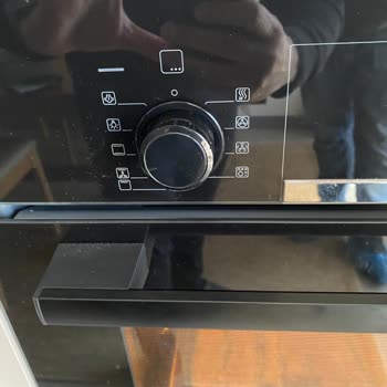 Bosch HIF534EB0T Fırın Alttan Pişirmiyor Ürünün Arkasında Durulmuyor