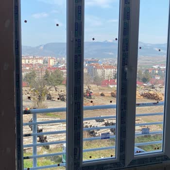 Kompen Soldan Ve Tam Geri Açılır Pen Yerine; Sağdan Ve Geri Yatmayan Takıldı