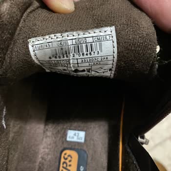 FLO Ayakkabı Ürünü Ayağımda Kanama ve Yaralanmaya Sebep Oldu