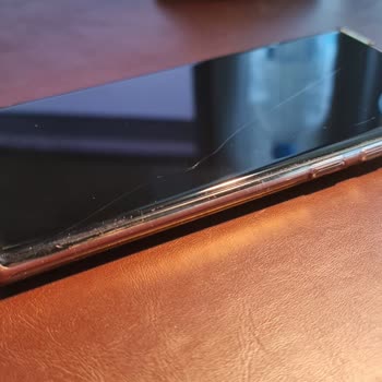 Samsung Telefon Samsung Yetkili Servis Ve Ekran Sorunu