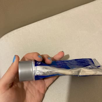 Signal Paketi Patlamış Signal Diş Macunu