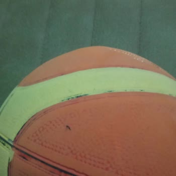 Voitspor.com Voit Marka Basketbol Topu Üç Aydan Fazla Dayanmıyor.