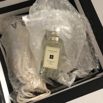 Sephora's Valentine's Day Gift Was Missing Items and Poorly Packaged