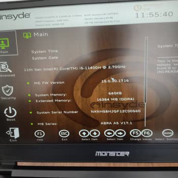 Monster Notebook Başlangıçta Bios'a Atıyor