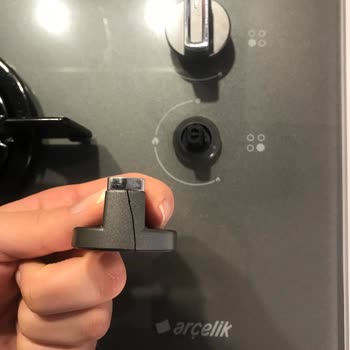Arçelik Cam Ocak Düğme Kırılması