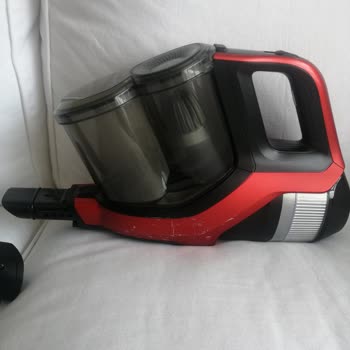 Philips Ev Aletleri 7000 Speed Pro Max Dikey Şarjlı Süpürge Sorunu