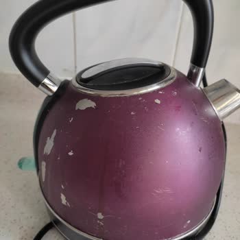 Fakir Goldie Kettle Boya Attı