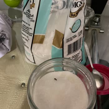 Mgs Şeker İçinden Yabancı Madde Çıktı