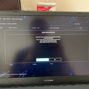 Asus'un Sattığı Bozuk Ürünün Arkasında Durmaması
