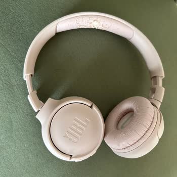 JBL Marka Kulaklığım Dökülüyor