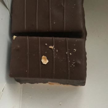 Ülkü Pastanesinden Yumurta Kabuğu