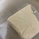 Aknaz Beyaz Peynirden Sac Çıktı