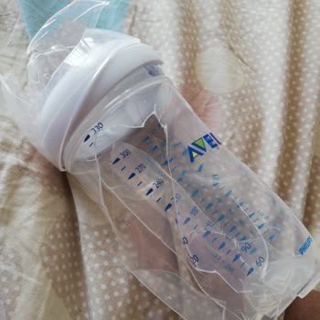 Kozmopol.com Depremzede Aileye Yardım İçin Giden Ayıplı Ürün