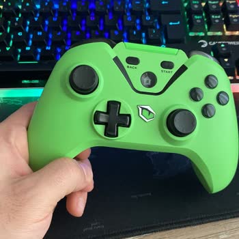 Monster Notebook  Pusat Cluth  Bağlantı Sorunu