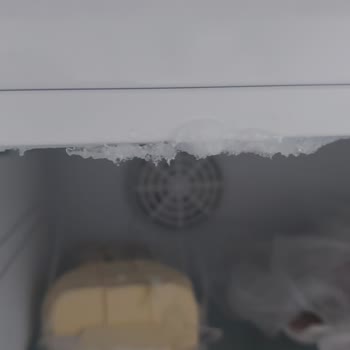 Arçelik Bozuk Buzdolabı ,motor Sesi Aşırı Yüksek