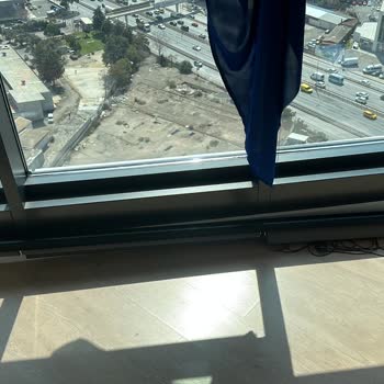 Kaya Stor Perde Montajı Hatası Yapıldı Ve Hatalarını Düzeltmiyorlar