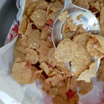 Kellogg's Paketinde Böcek Var