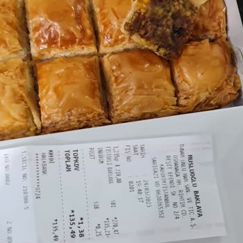 Musluoğlu Baklava Yanlış Sipariş Hazırlama Fazla Alınan Ücret